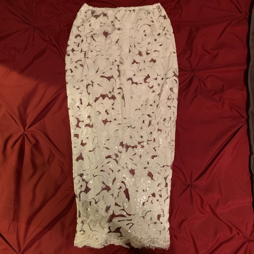 New! White Lace Sequin Midi Skirt - Picture 4 of 7